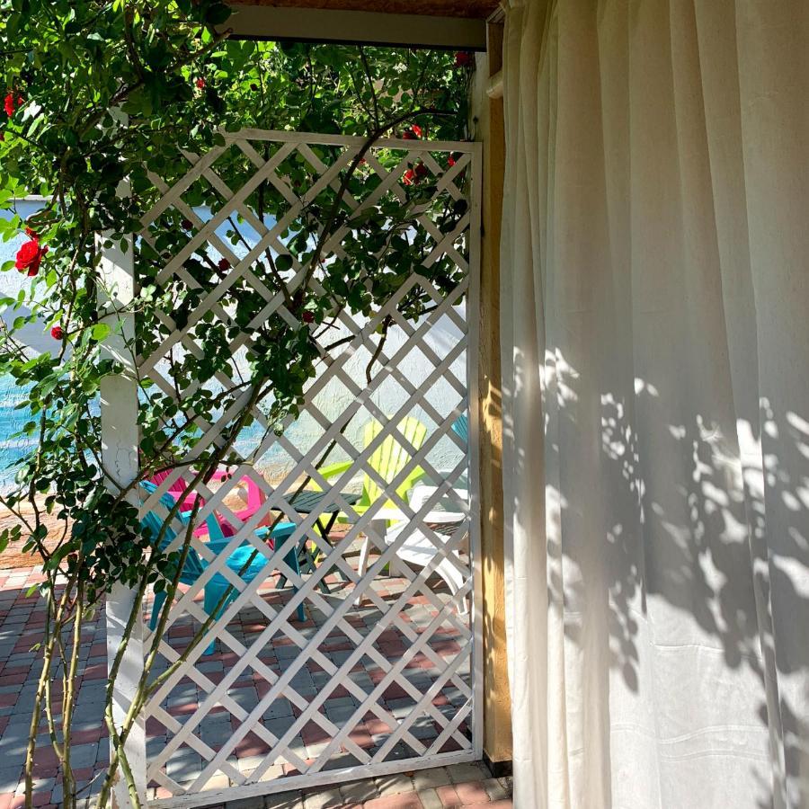 Guest House Santin Chernomorsk Exterior photo